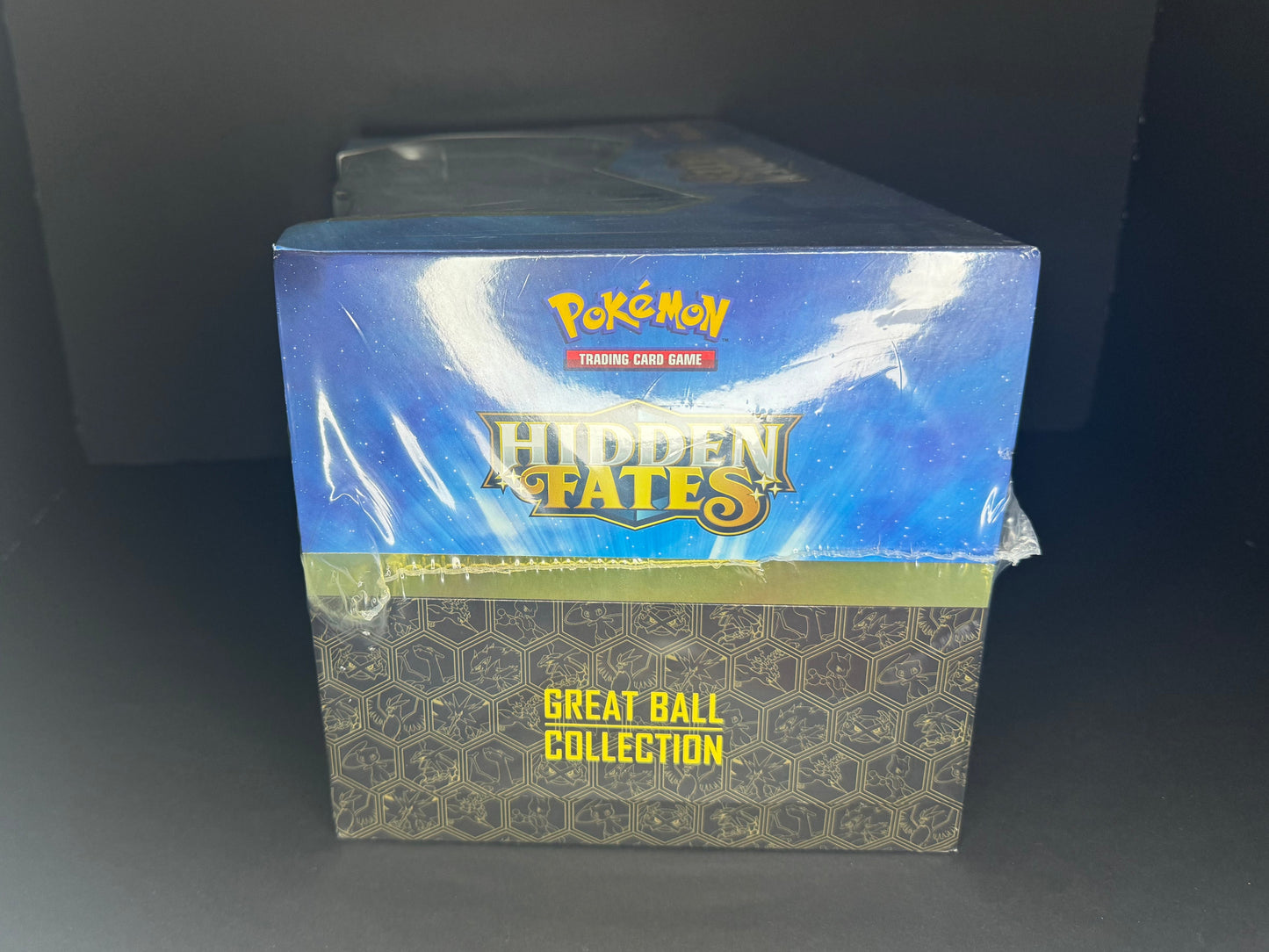 Pokemon Hidden Fates Great Ball Collection